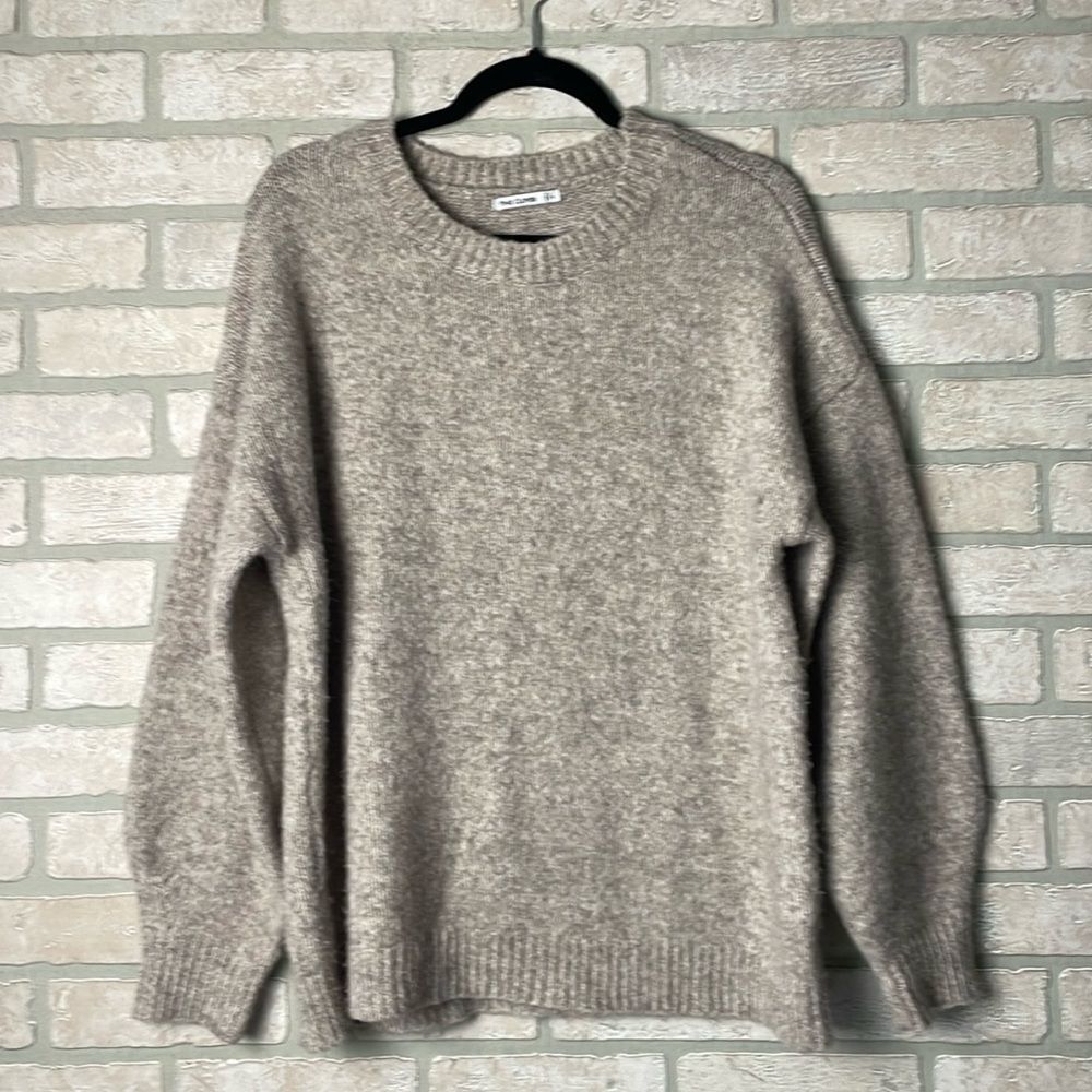 Pink Clover Tan cozy crewneck sweater size L